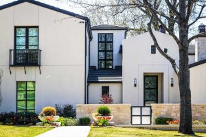 Stucco House - When It&#039;s Time to Paint Your House, Think Exterior Coating.