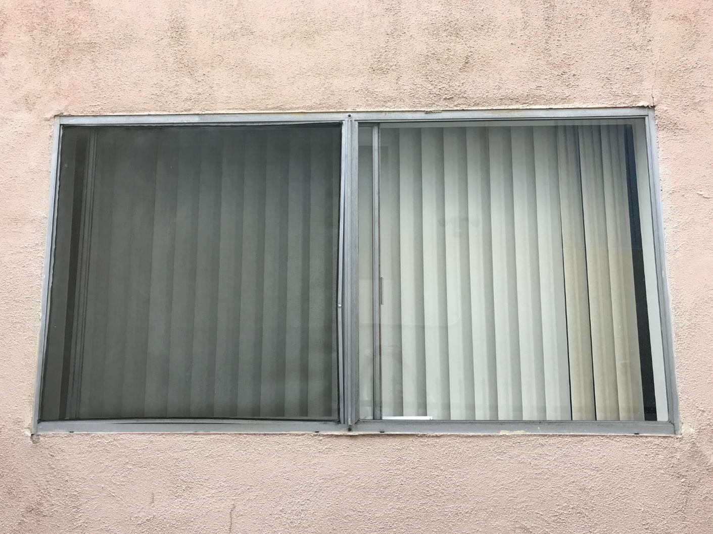 Before - Window Repalcement in Buena Park, CA