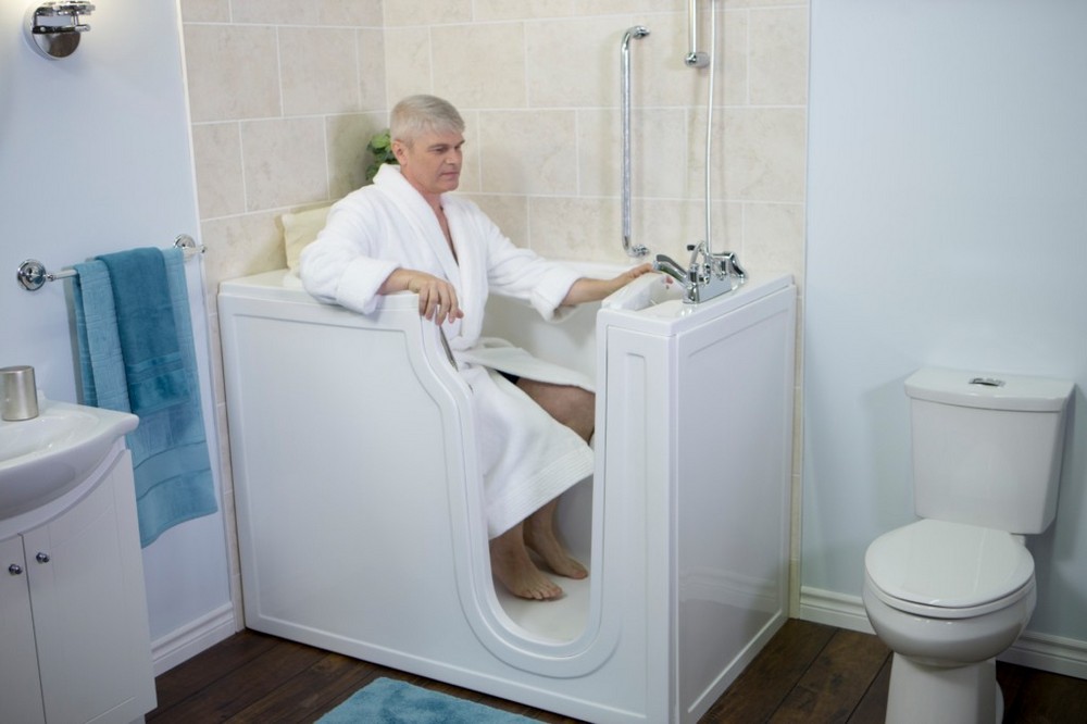 Are Walk-In Tubs Safe for Seniors
