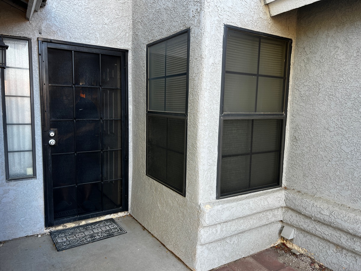 Window replacement project our team completed in Rosamond, CA.